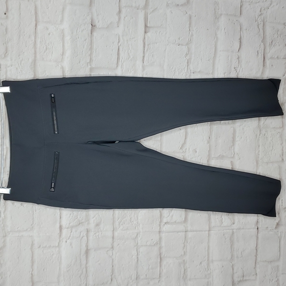 Athleta Stellar Crop Workout Trouser Pants - Picture 4 of 15